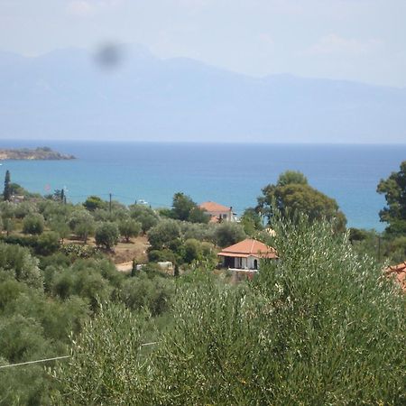 Villa Carisma Livadhakia ภายนอก รูปภาพ